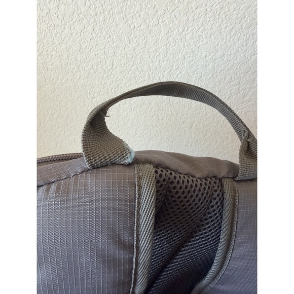 Embark Elite Backpack : Gray  Computer Multiple Compartments - Picture 4 of 6